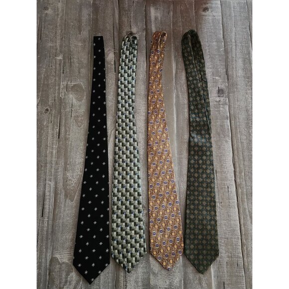 Set Of 4 Geoffrey Beene Mens Silk Neck ties Multicolor  American Greetings - Picture 1 of 16